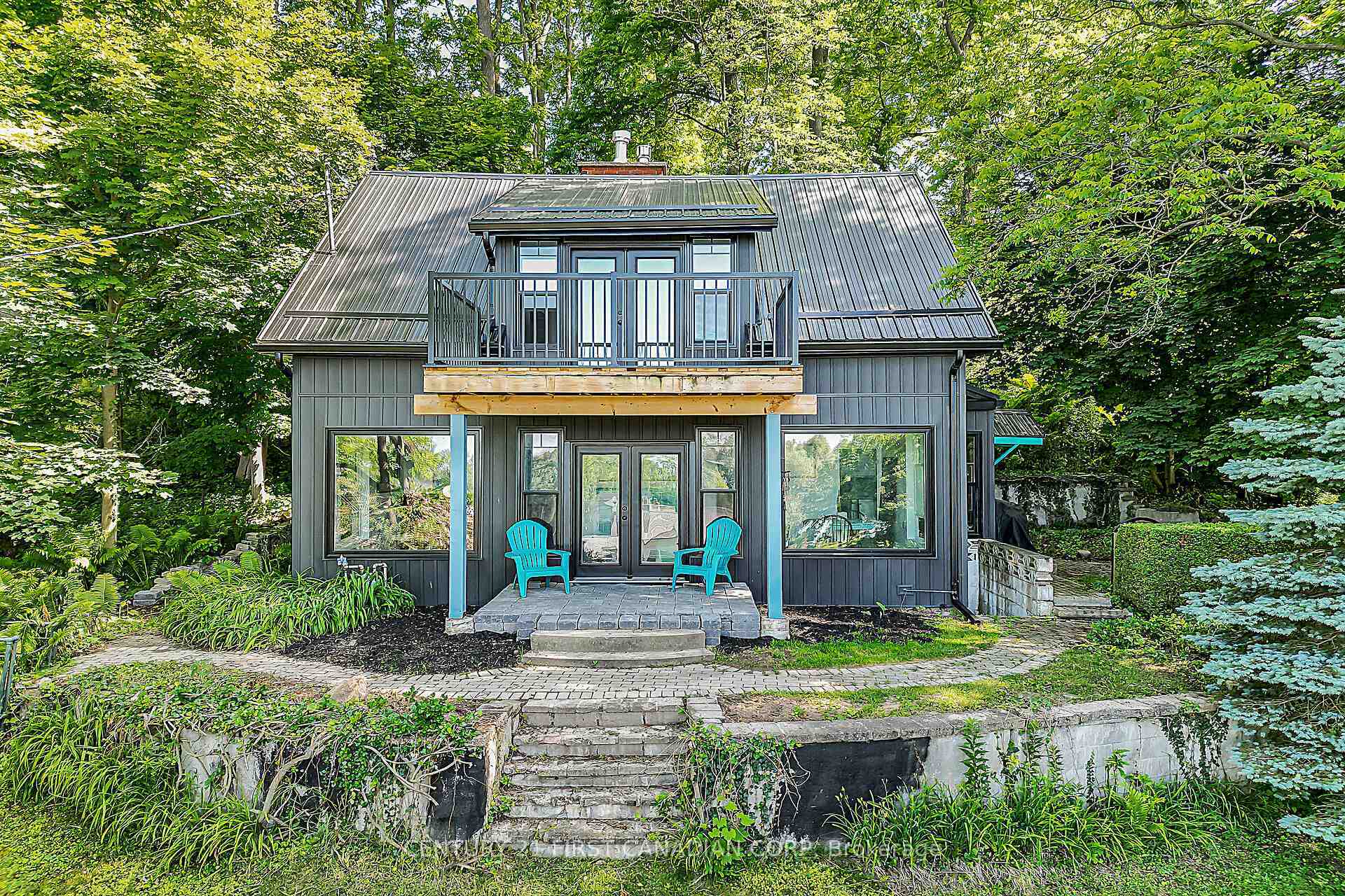Property Photo:  147 Harrison Place  ON N5L 1A1 