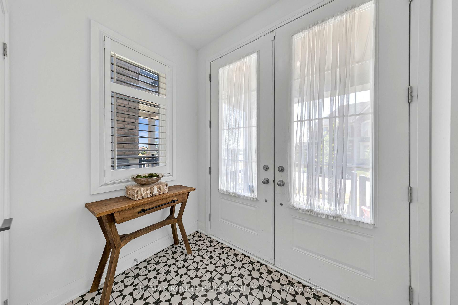 Property Photo: 3 Dorian Drive ON L1P 0B8
