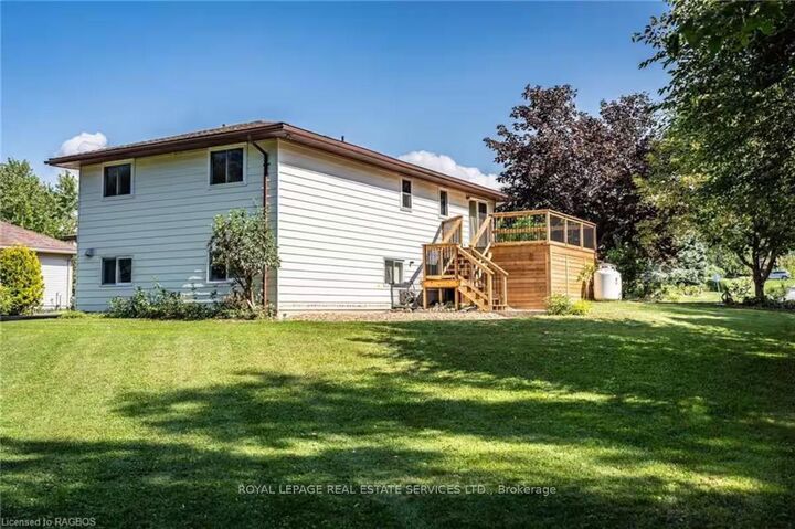Property Photo:  962 Boardwalk Street  ON N2Z 0C2 