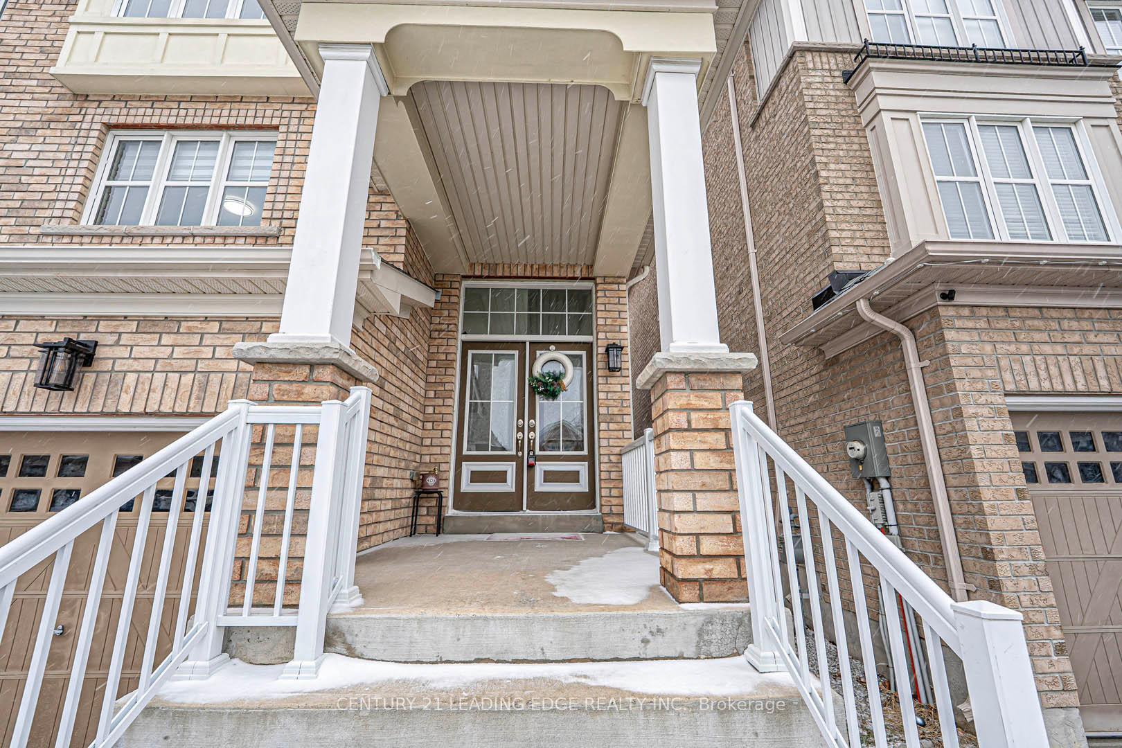Property Photo: 87 Ridge Gate Crescent ON L0G 1M0