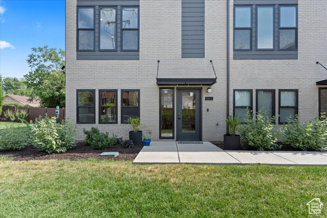 Property Photo: 537 S 500 E 106 UT 84102