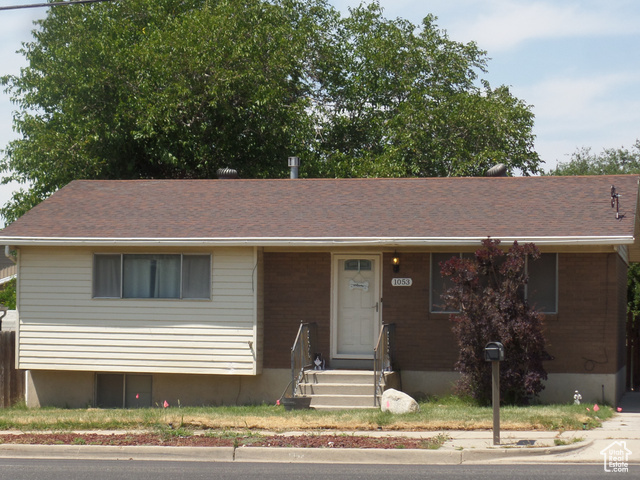 Property Photo: 1053 E 10600 S UT 84094