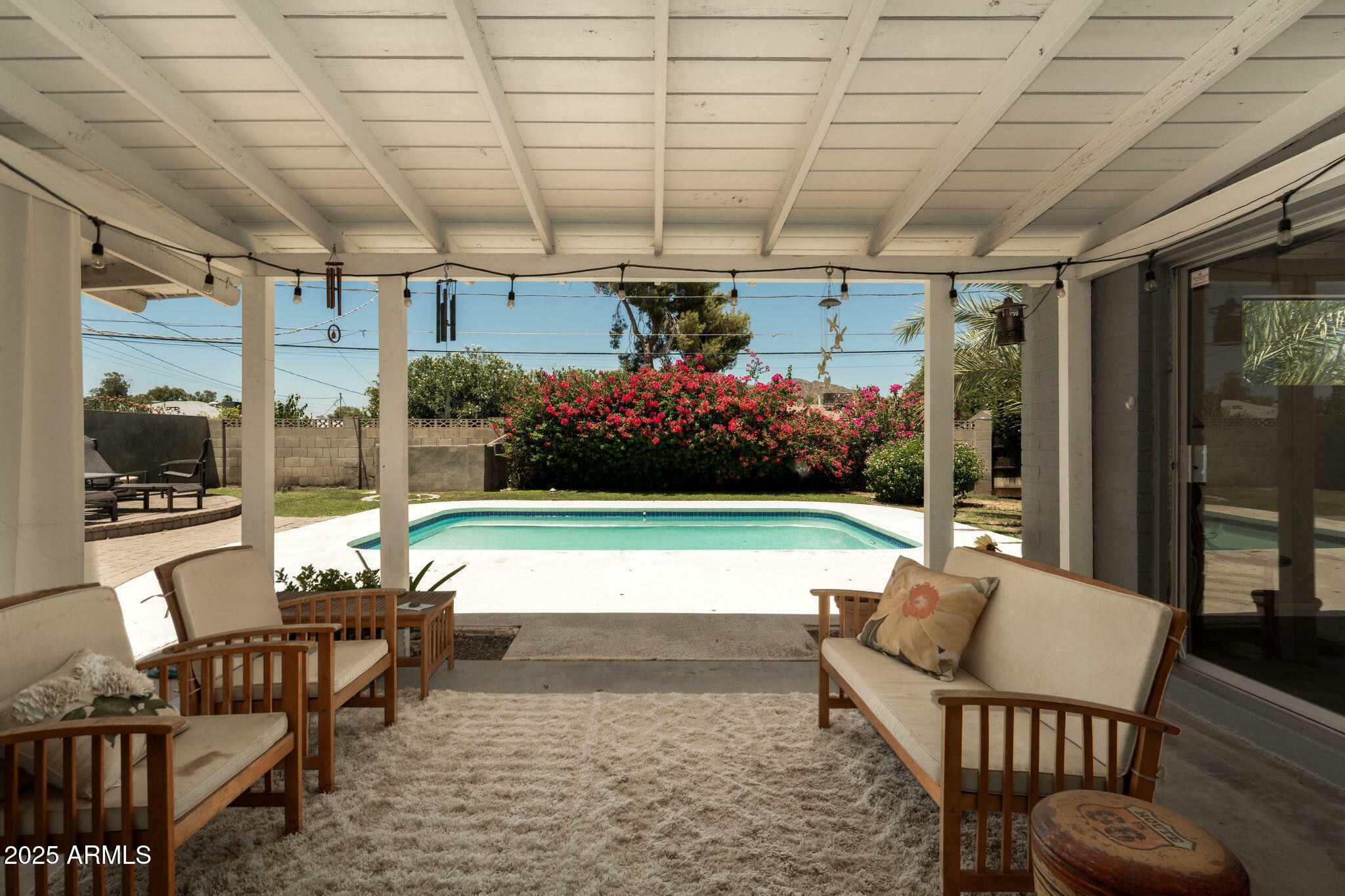 Property Photo: 5438 E Avalon Drive AZ 85018