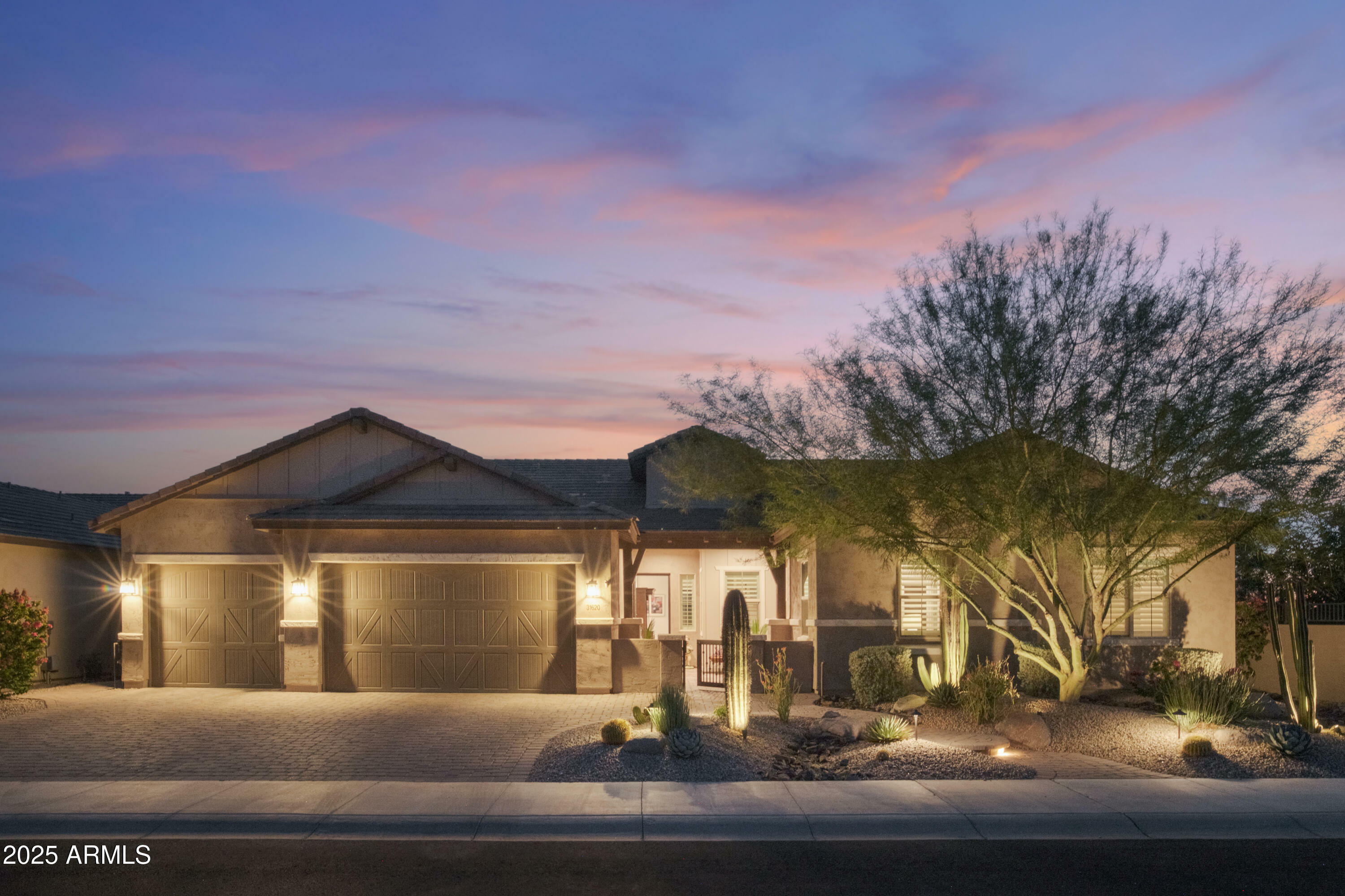 Property Photo: 31620 N 40th Way AZ 85331