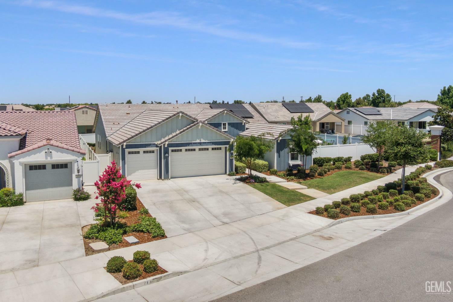 Property Photo:  14608 Pemberley Passage Avenue  CA 93311 