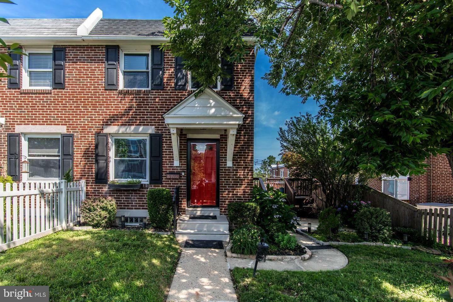 576 Fairway Terrace  Philadelphia PA 19128 photo
