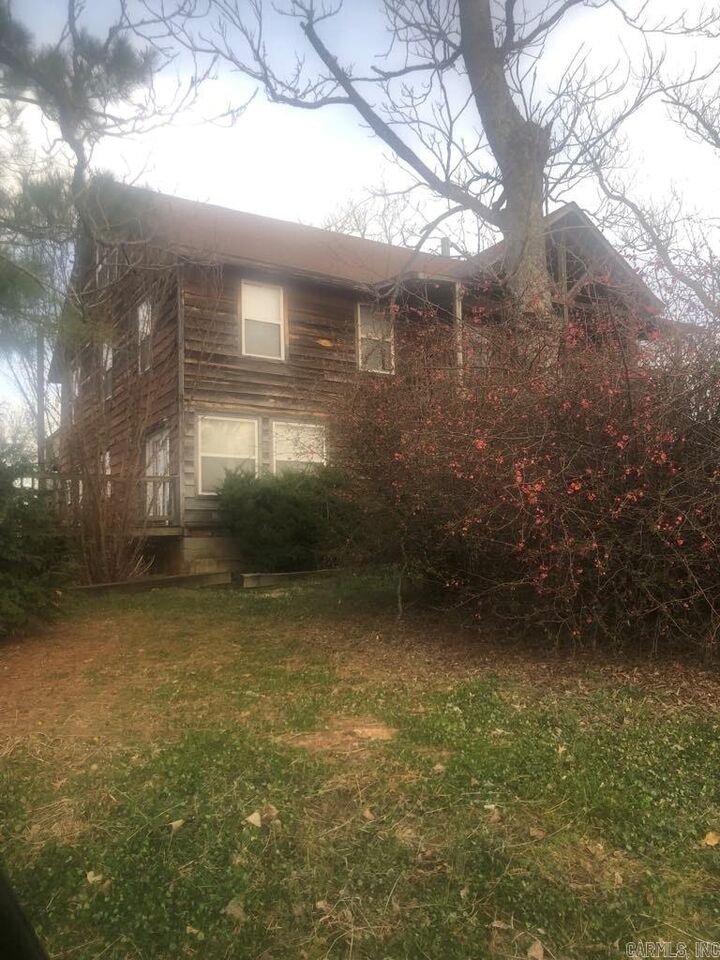 Property Photo: 394 Trout Farm Rd AR 72650-9998