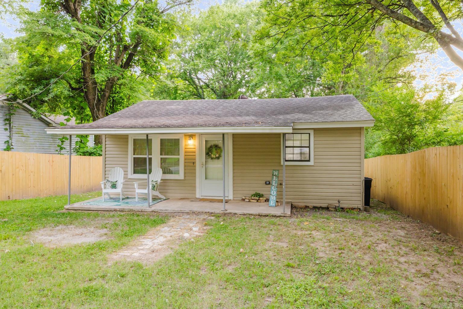 Property Photo: 1317 Central AR 72015