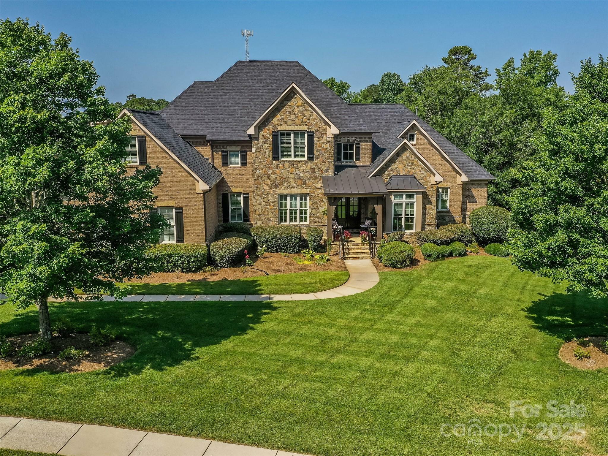 Property Photo:  1377 Shinnecock Lane  SC 29707 
