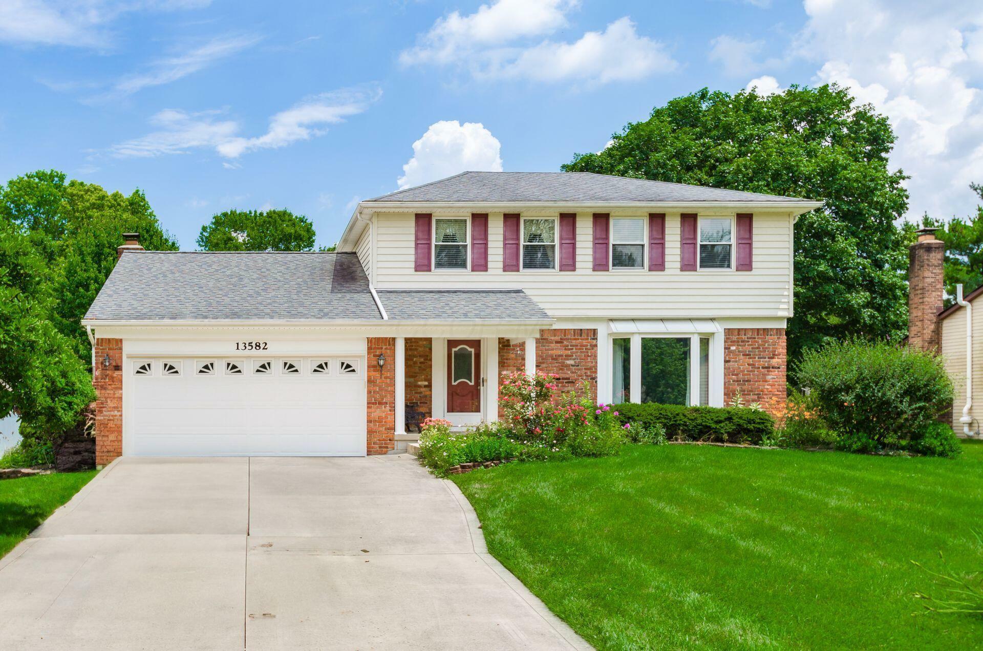 13582 Capetown Avenue  Pickerington OH 43147 photo