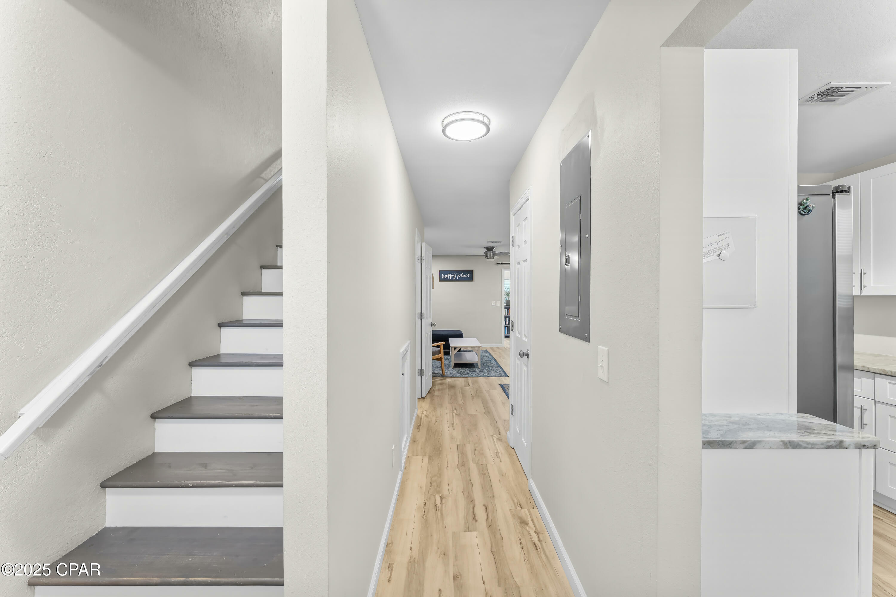 Property Photo: 5306 Thomas Drive 4 FL 32408
