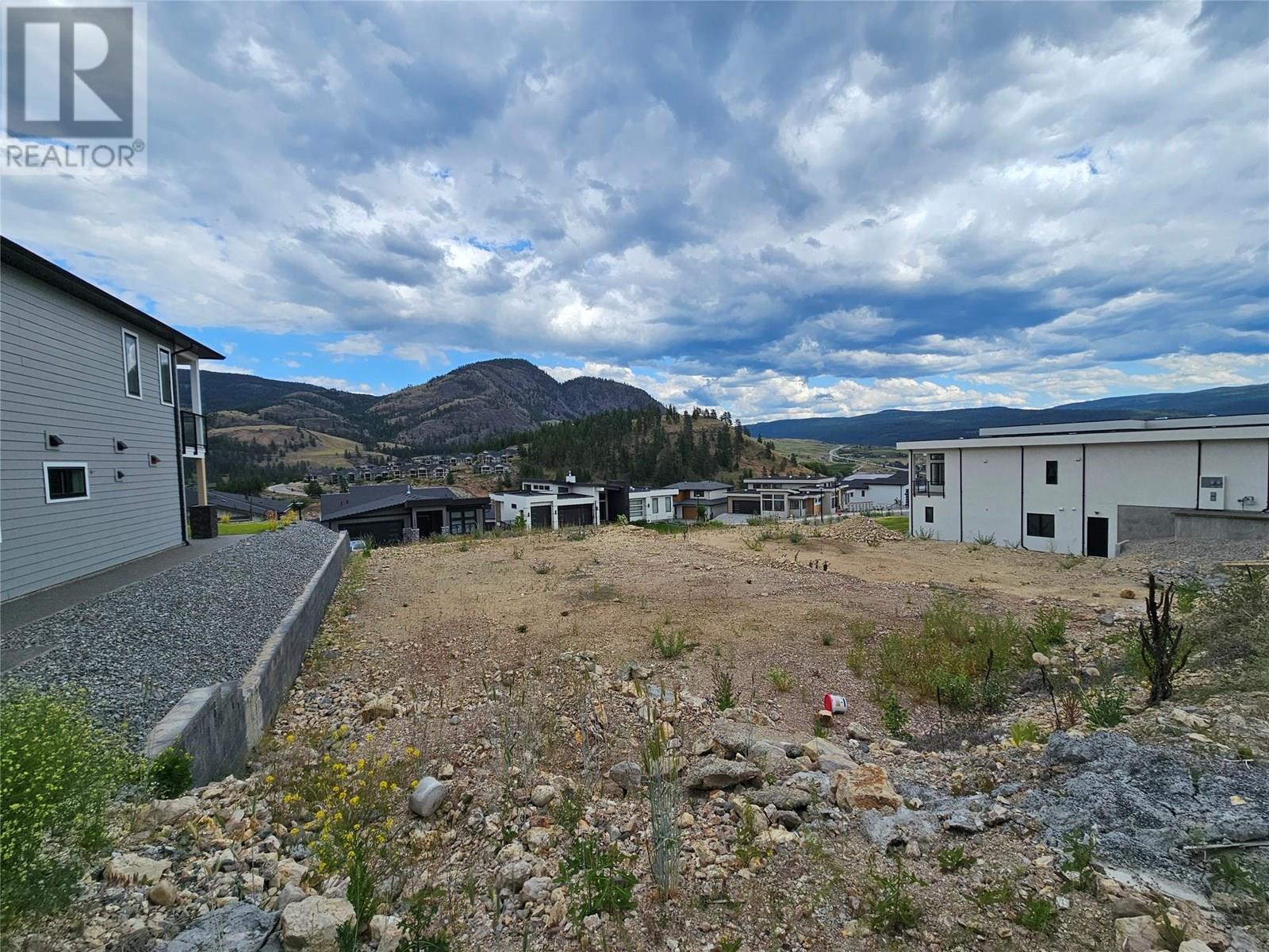 Property Photo:  977 Melrose Street  BC V1P 0A8 