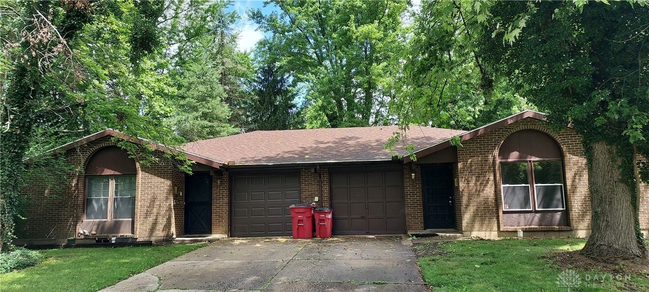 Property Photo:  492 Lyle Drive  OH 45383 