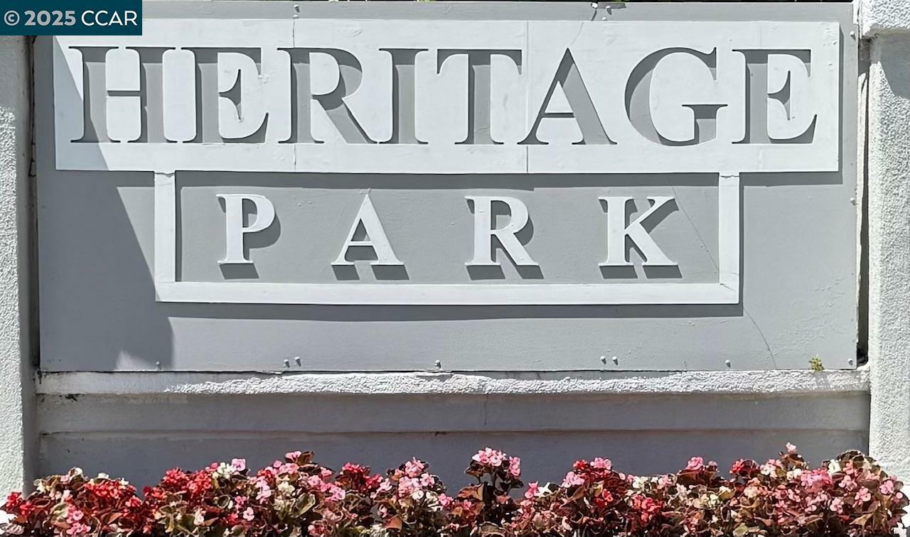Property Photo: 117 Heritage Park Dr CA 94506