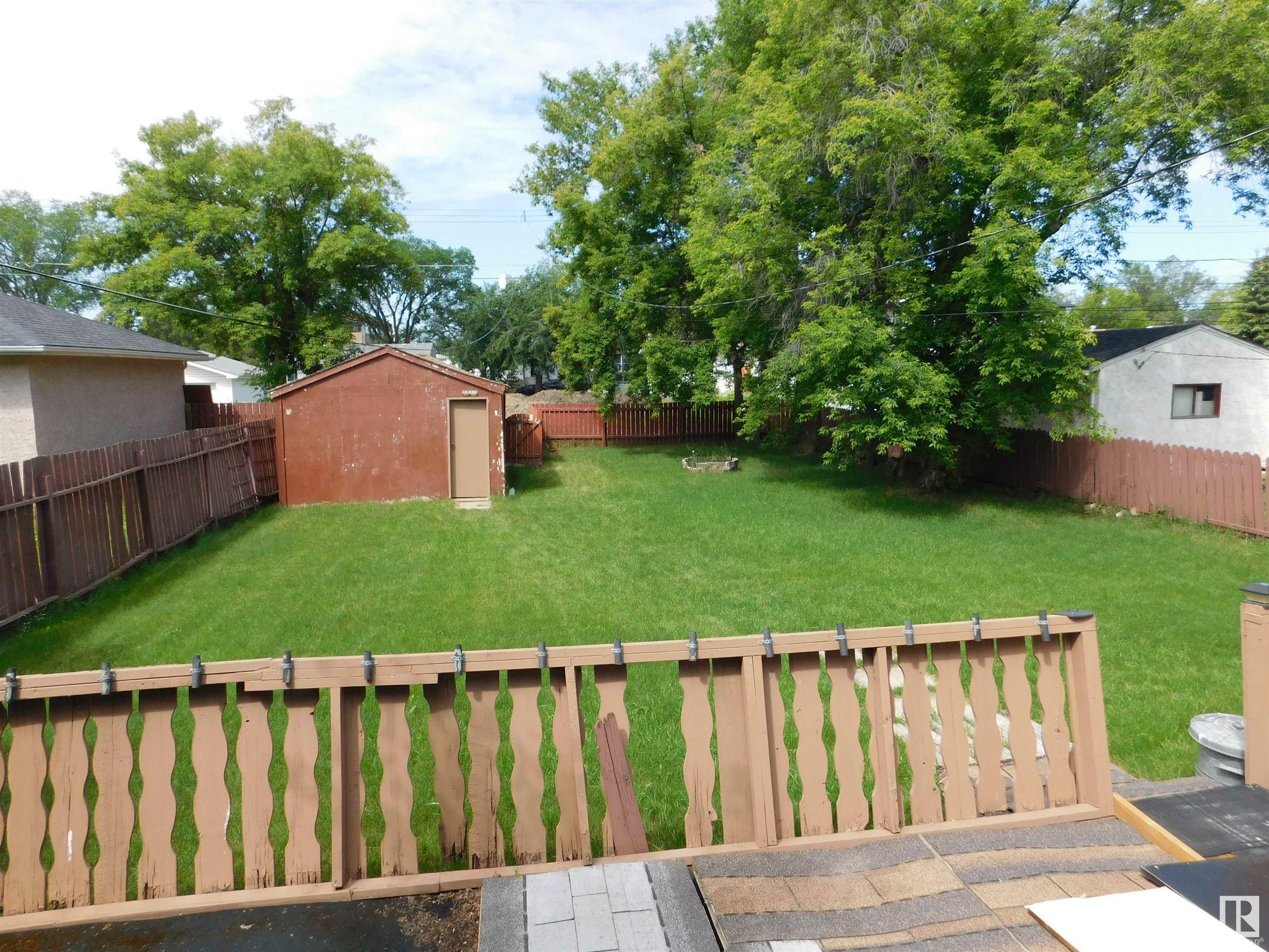 Property Photo: 9514 154 Street NW AB T5P 2E9