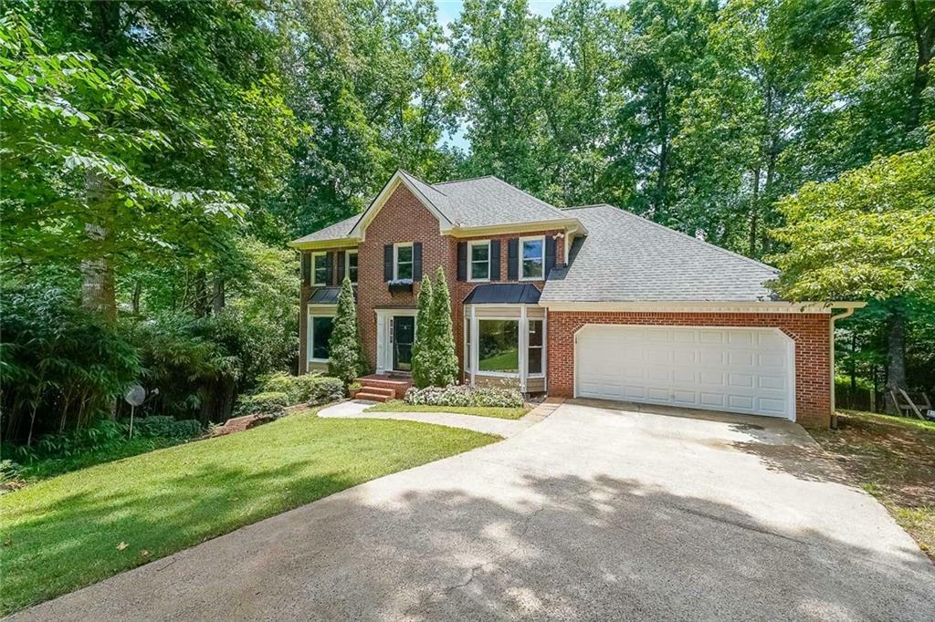 Property Photo: 2402 Woodbridge Drive GA 30066