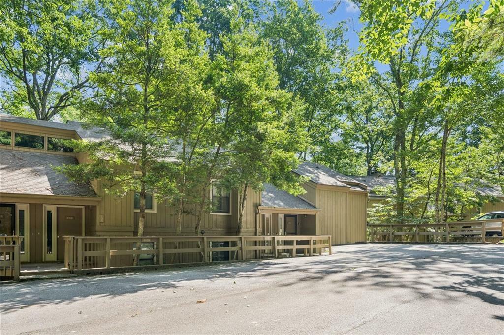 Property Photo: 135 Chestnut Rise Trail 441D GA 30143