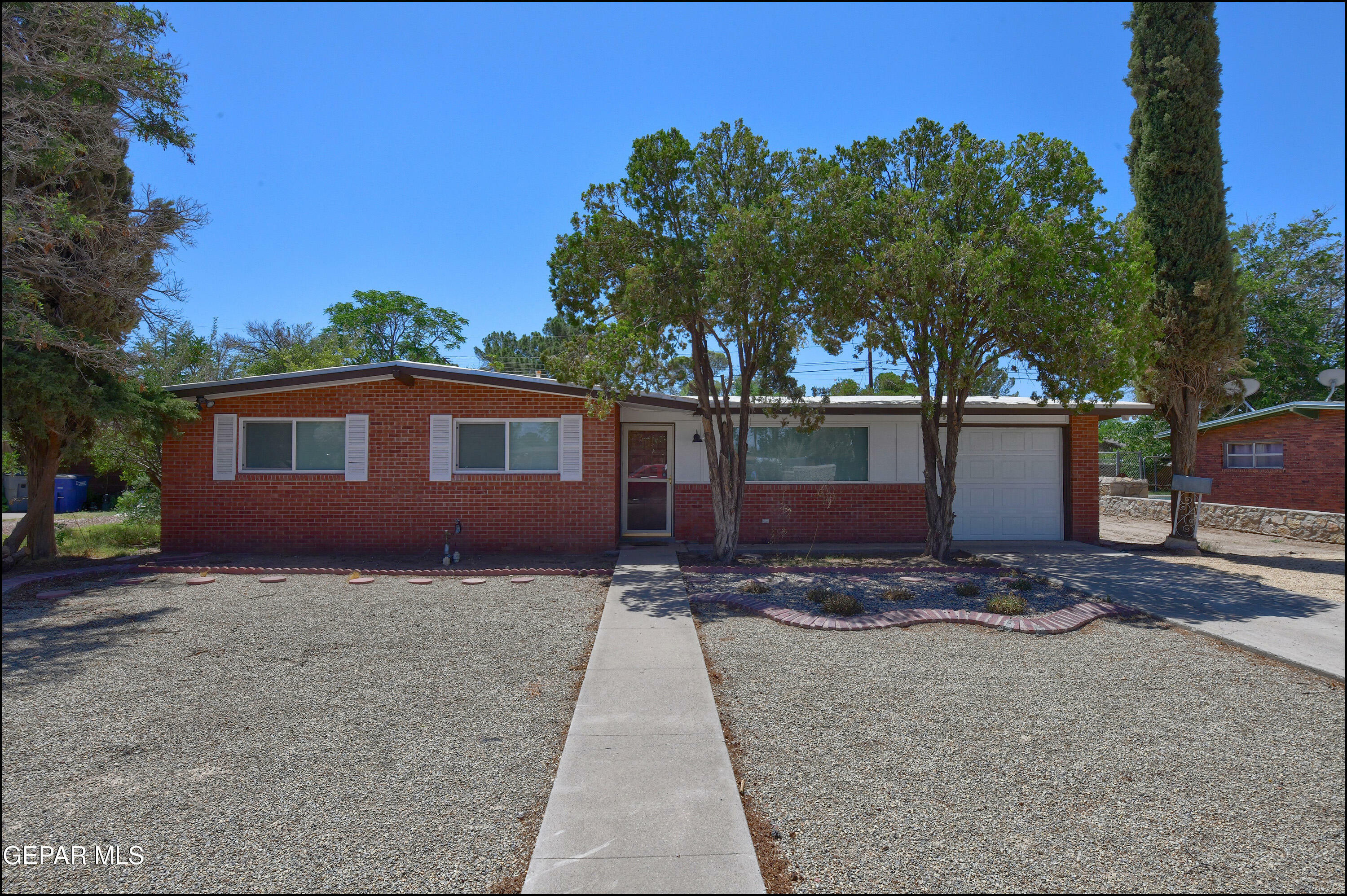 Property Photo: 408 Crane TX 79922
