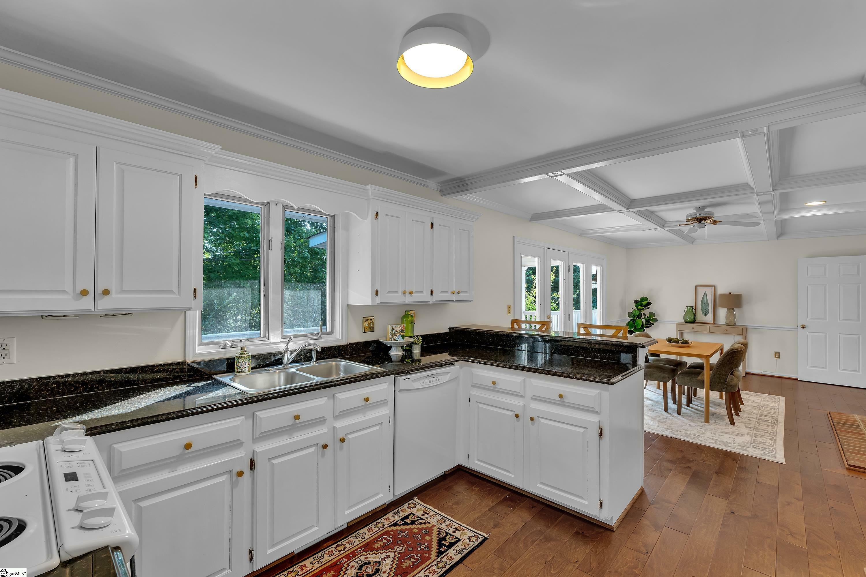 Property Photo: 218 Fairview Drive SC 29609