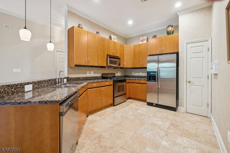 Property Photo: 1407 Four Seasons Dr 1407 NJ 07470