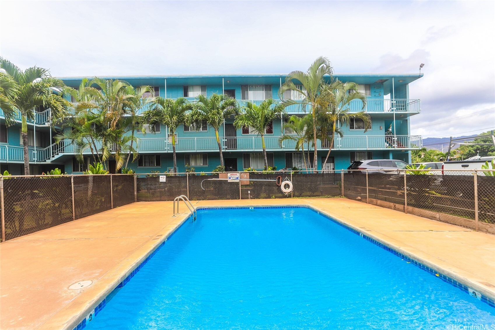 94-049 Waipahu Street 308  Waipahu HI 96797 photo