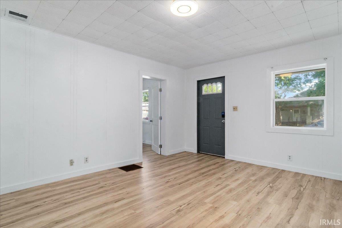 Property Photo: 656 E Oregon Street IN 47711