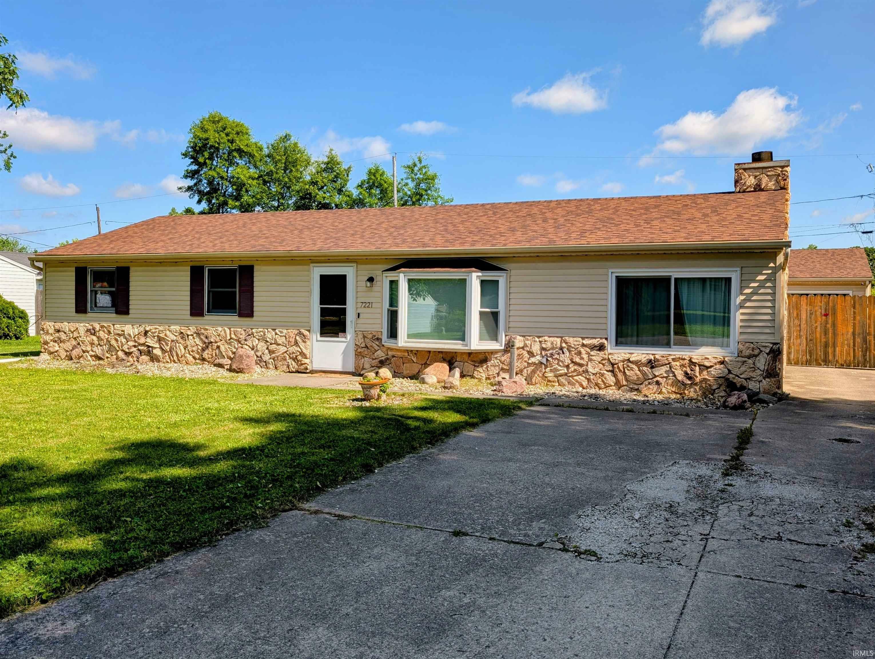 Property Photo: 7221 Pumpkin Lane IN 46835