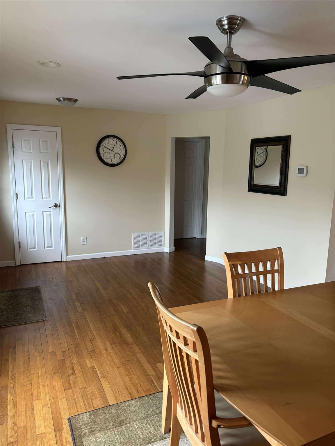 Property Photo: 3007 E Main Street NY 10567