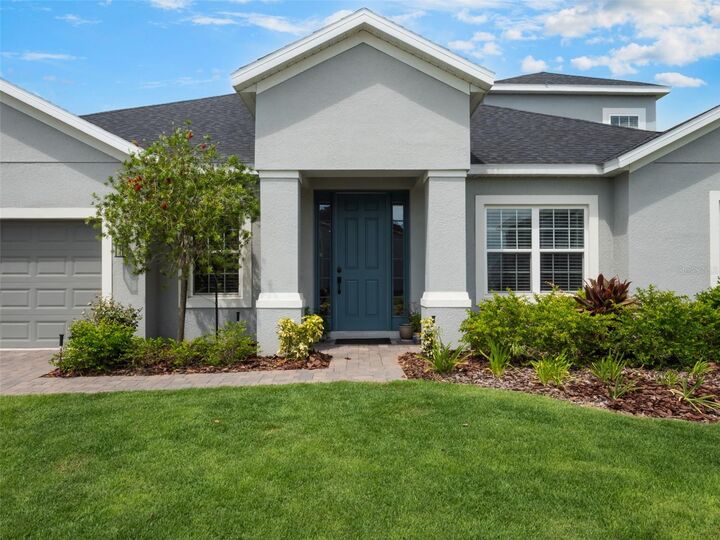 Property Photo: 2161 Cedar Springs Way FL 34715