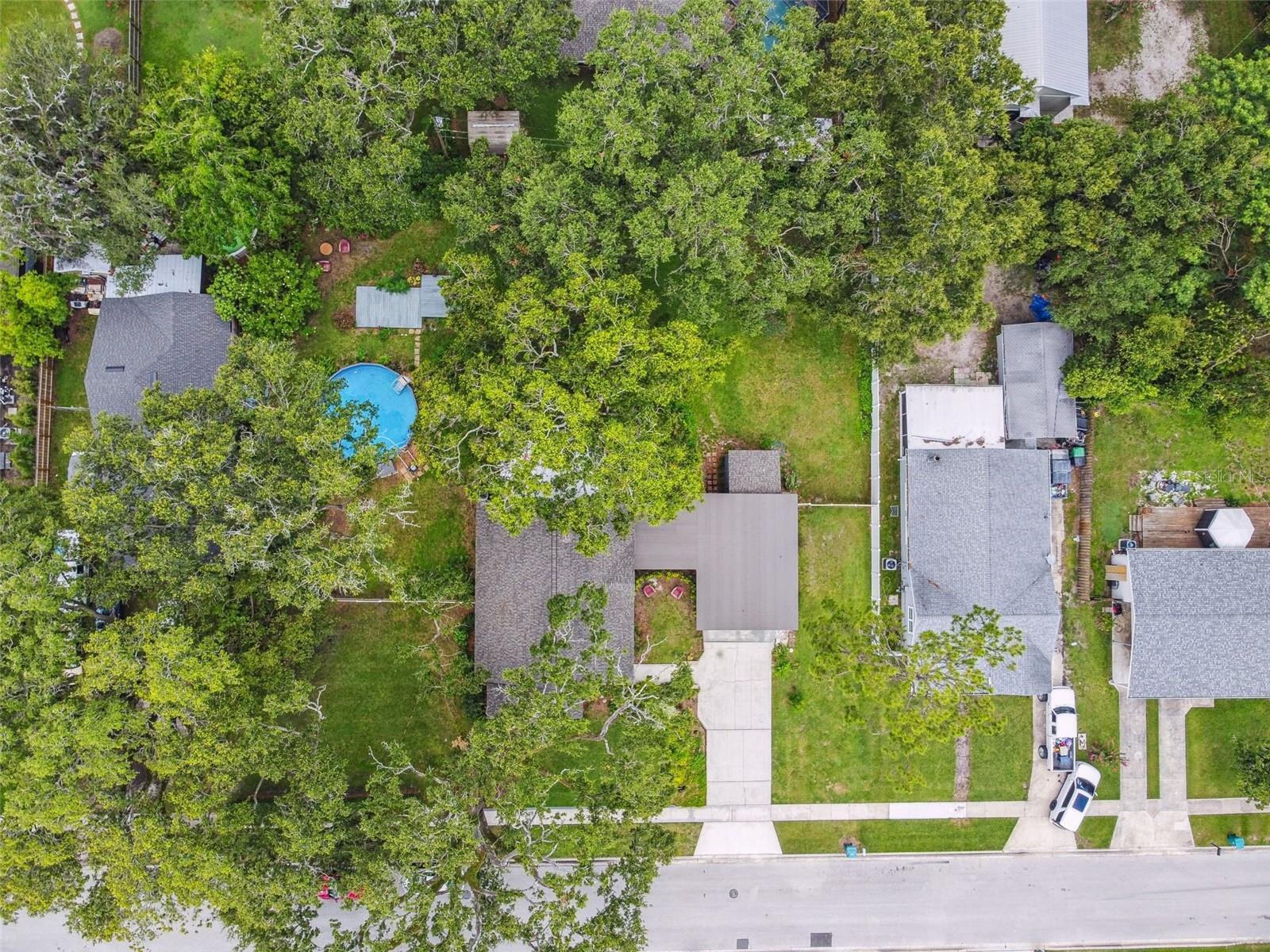 Property Photo:  524 S Lakeview Avenue  FL 34787 