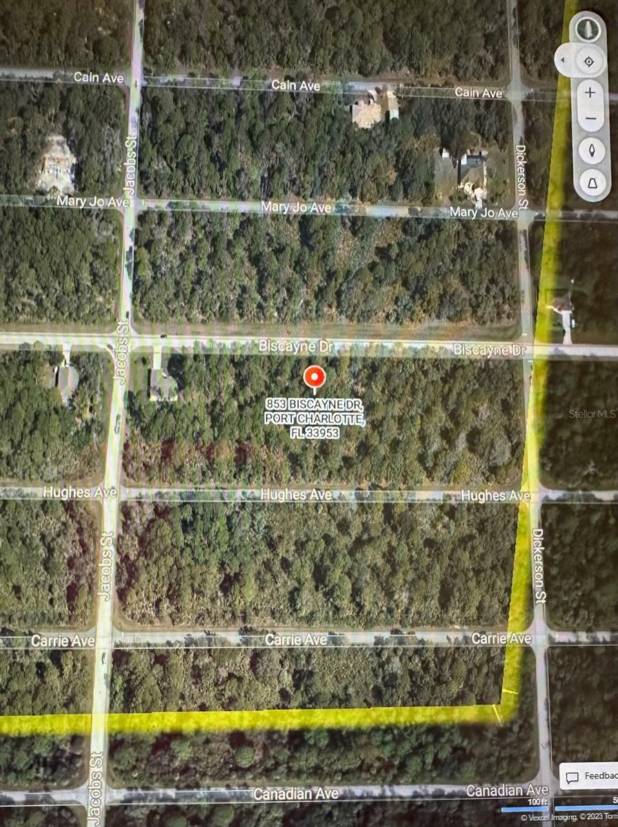 Property Photo: 853 Biscayne Drive FL 33953