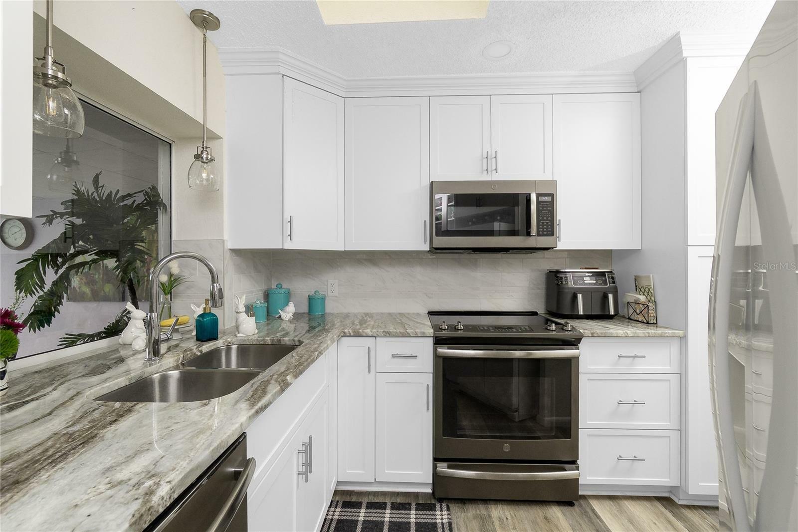 Property Photo: 330 Weber Terrace FL 33952