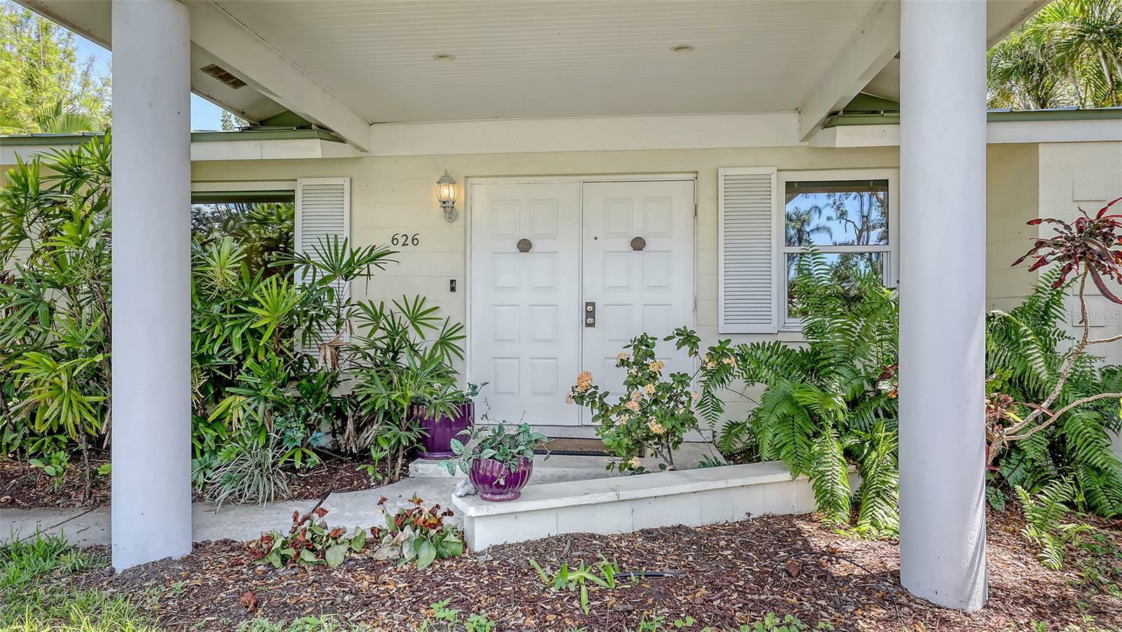 Property Photo:  626 46th Street  FL 34234 