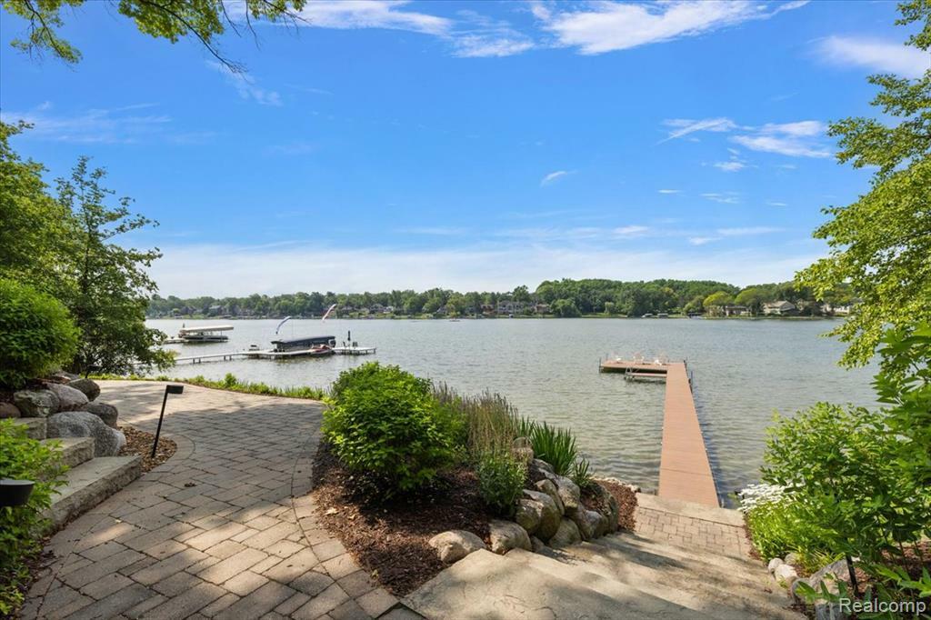 Property Photo: 3678 Elder Road MI 48324 2530