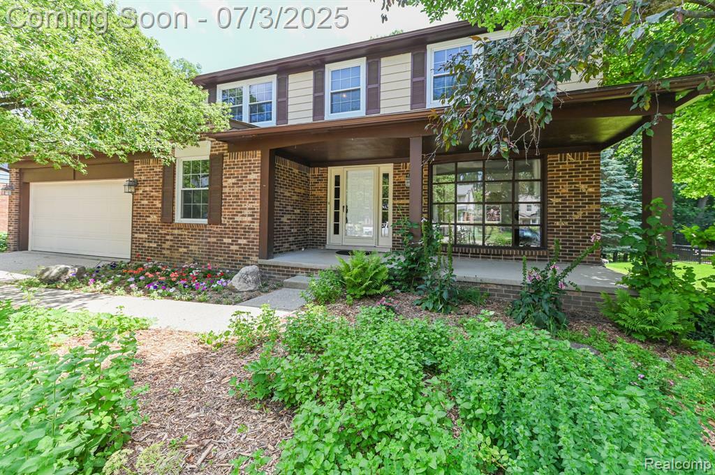 611 Ten Point Drive  Rochester Hills MI 48309 2550 photo