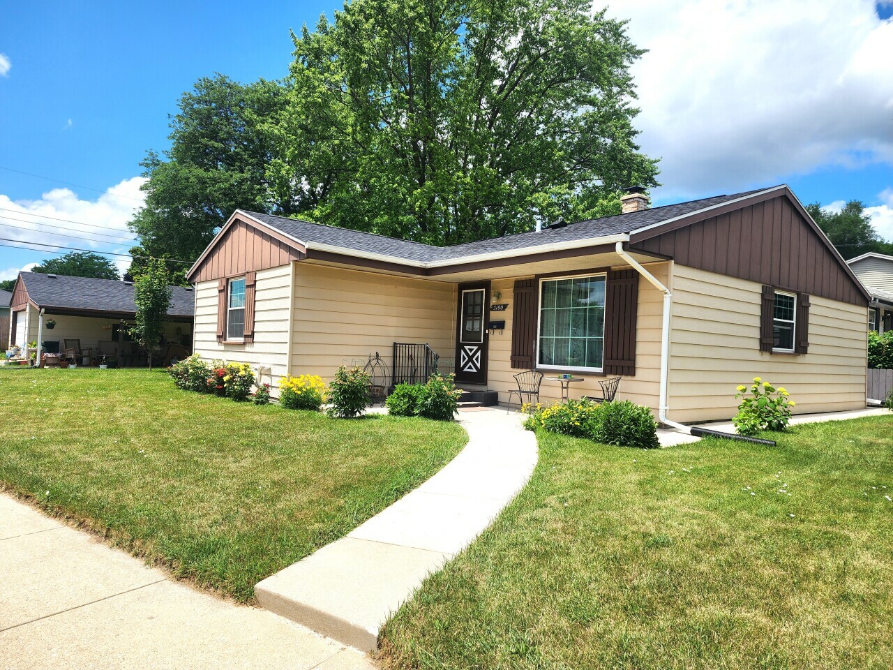 5100 16th St  Racine WI 53406 photo