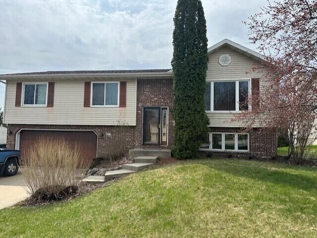 Property Photo: 3315 Windsor Pl WI 53090