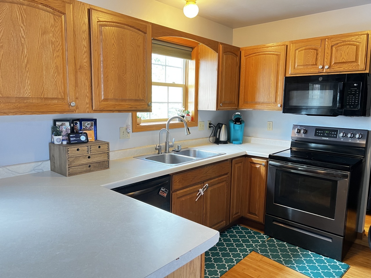 Property Photo: 214 Emerald St WI 53098