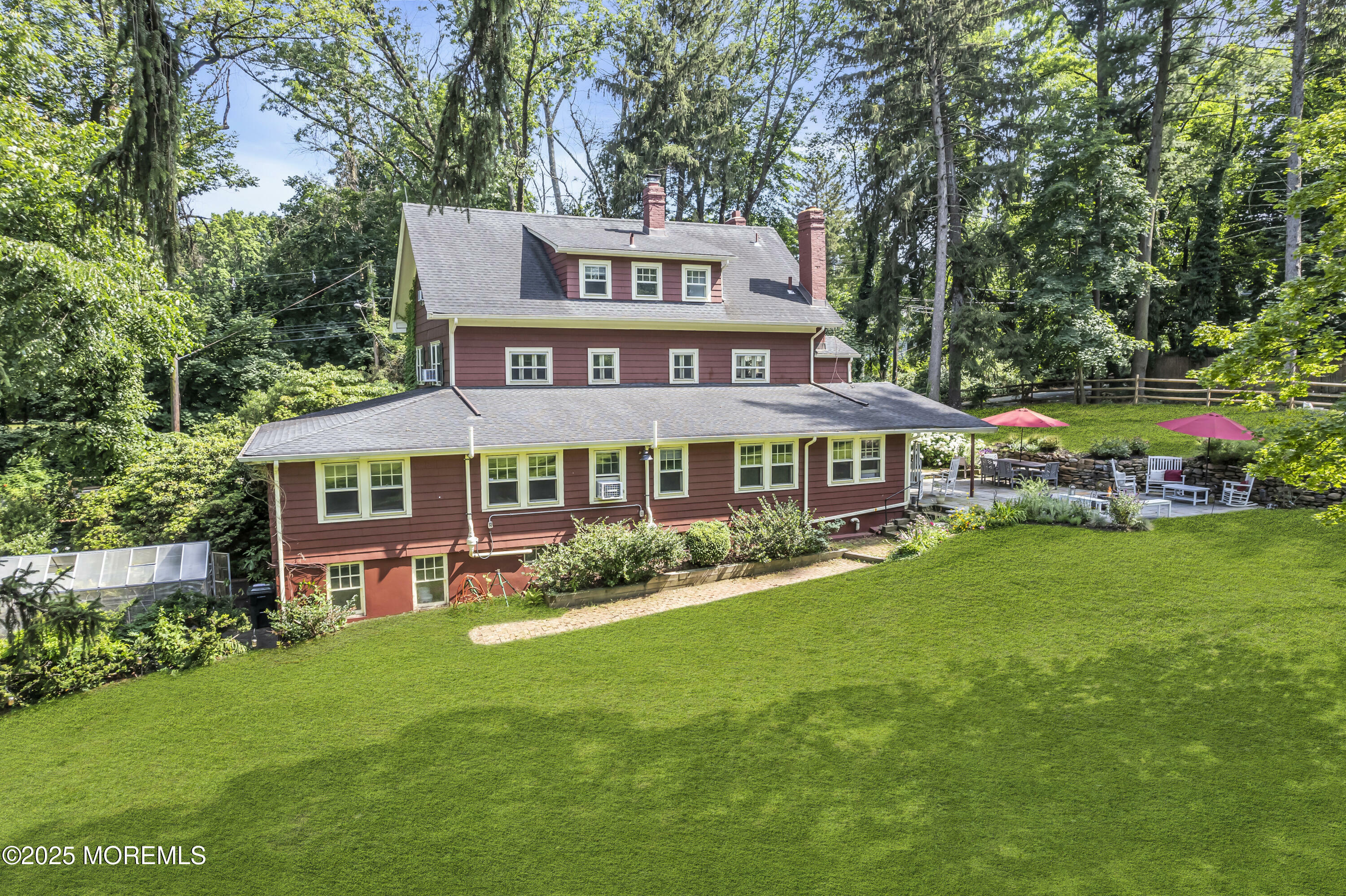 Property Photo: 2041 Raritan Road NJ 07076