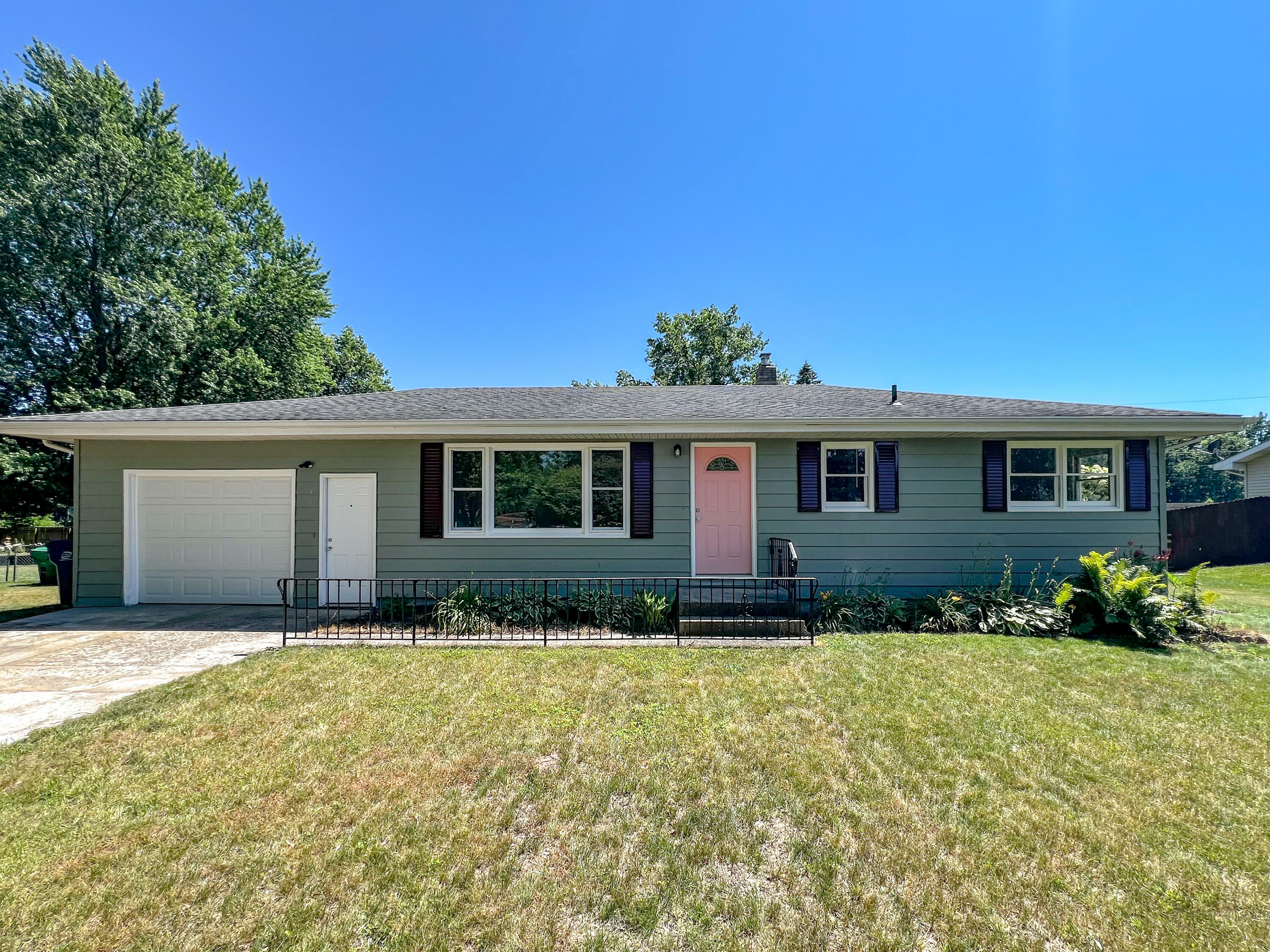 Property Photo:  1750 Jayme Drive  MI 49101 