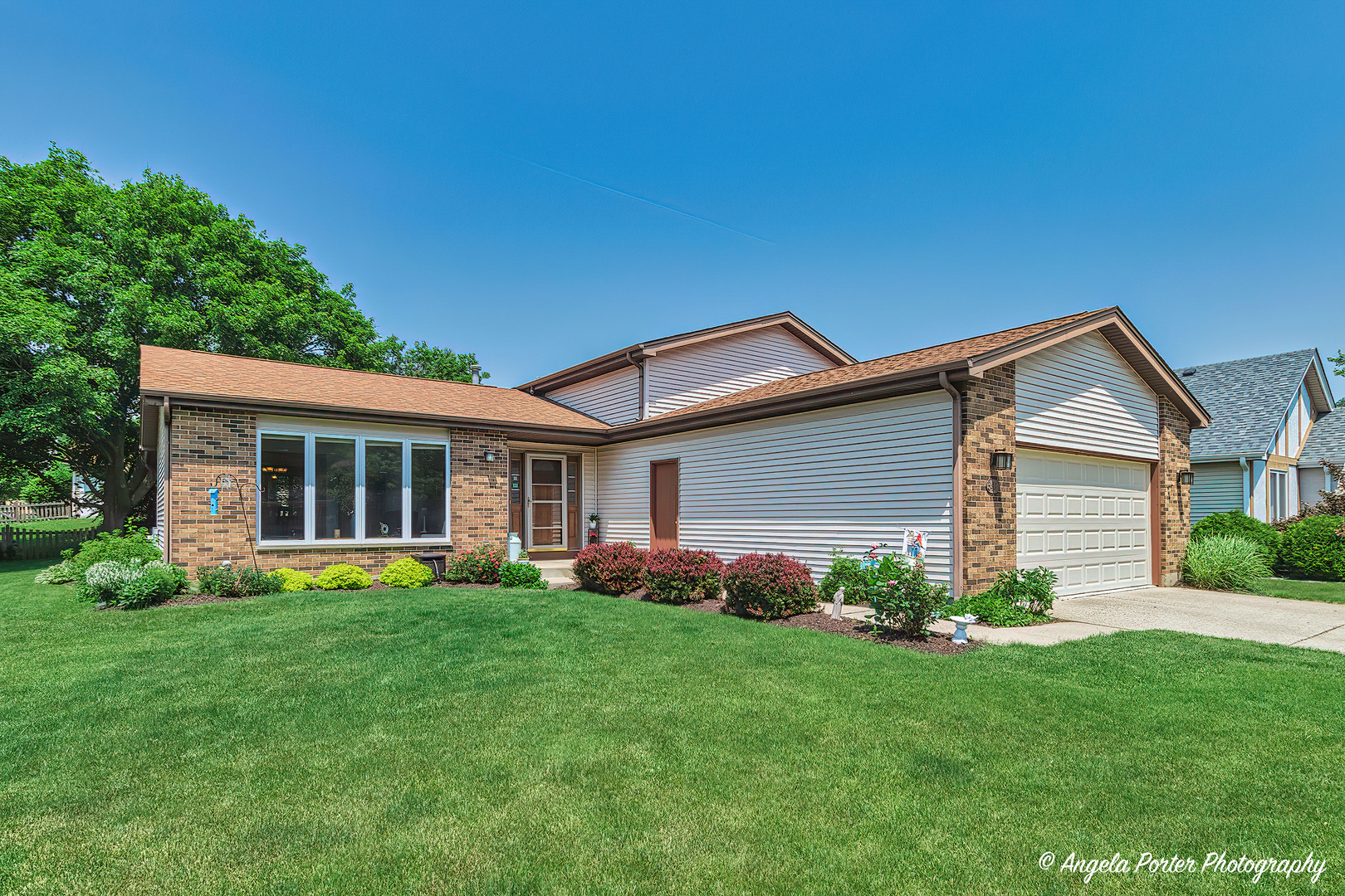 Property Photo: 3406 W Bretons Drive IL 60050