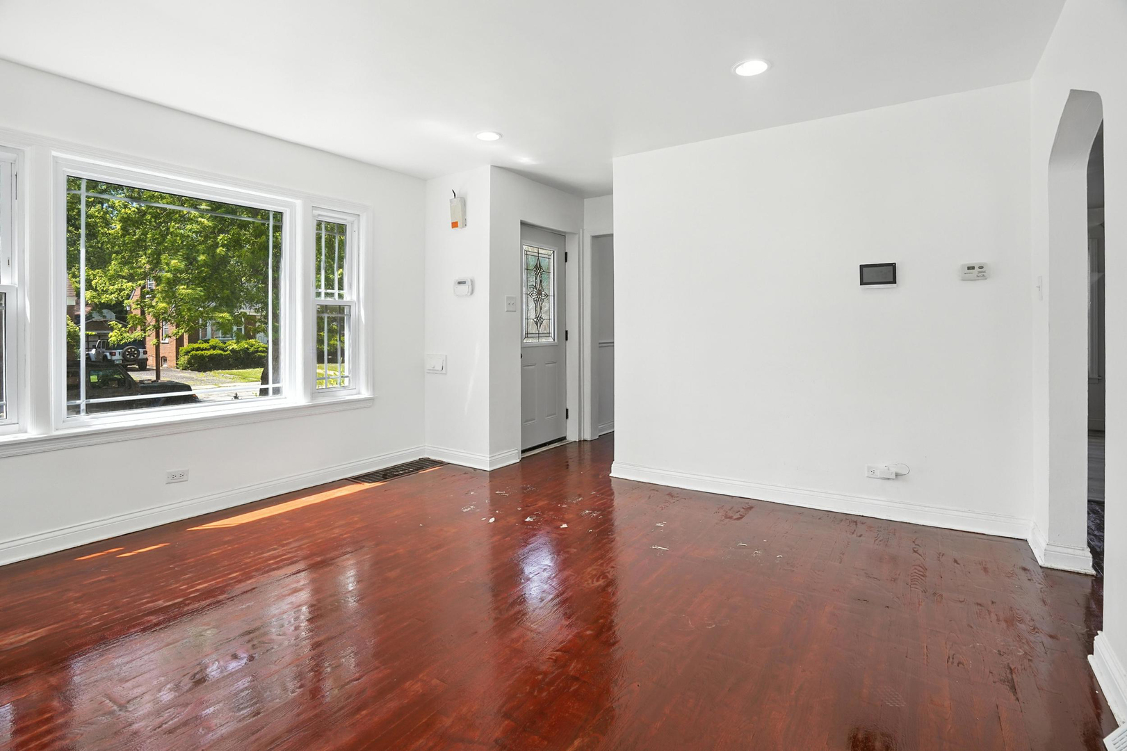 Property Photo: 228 E 141st Street IL 60419