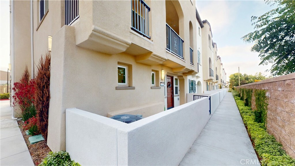 Property Photo: 2750 W 182nd Street 112 CA 90504