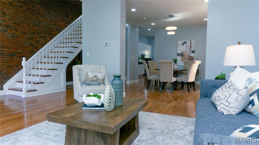 Property Photo: 6822 Virginia Avenue MO 63111