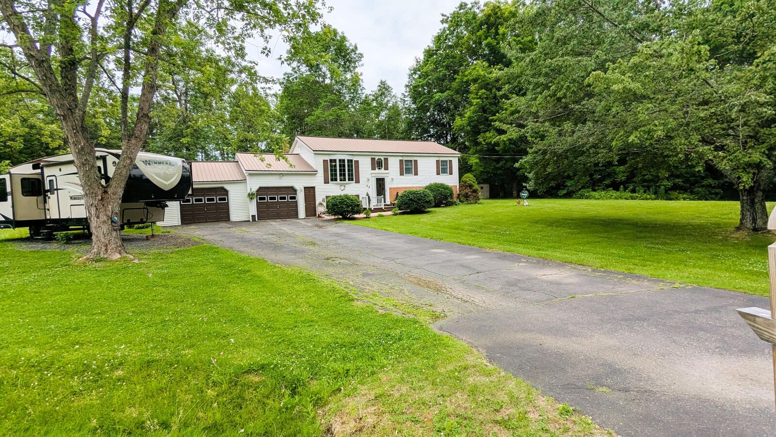 Property Photo:  35 Parmenter Terrace  ME 04358 