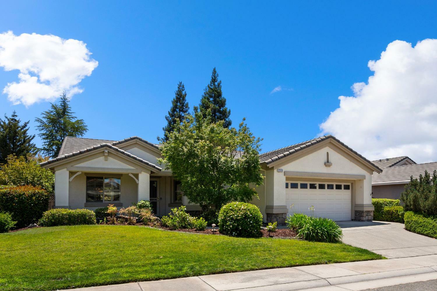 Property Photo: 2723 Woodacre Lane CA 95648