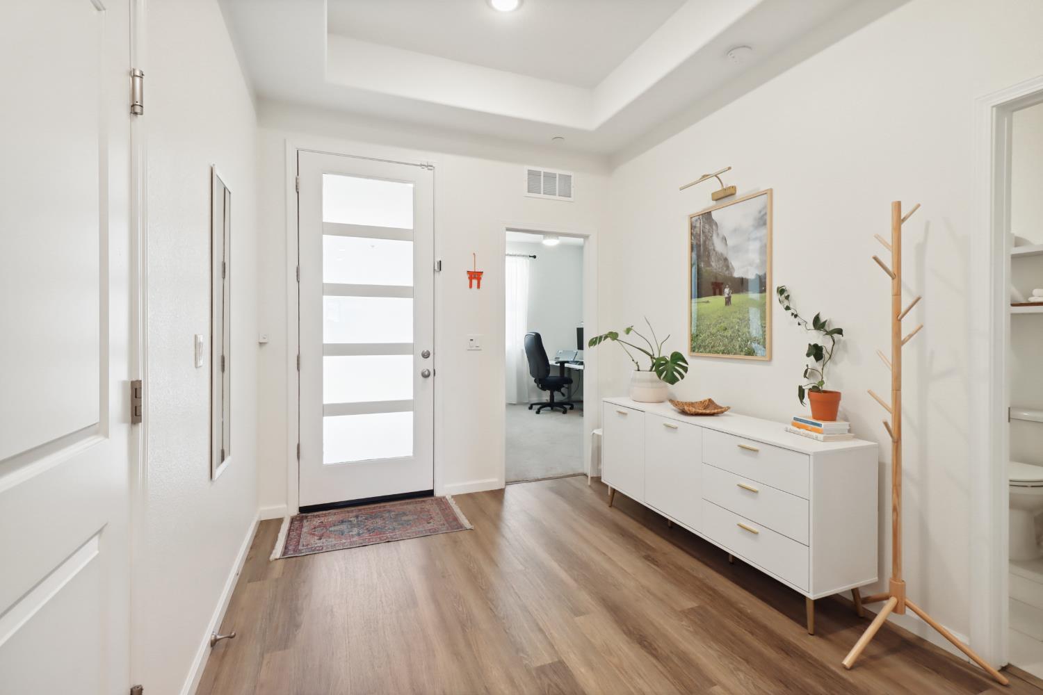 Property Photo: 4236 Crossroads Way CA 95742