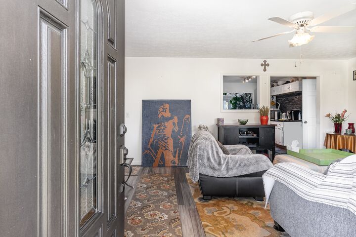 Property Photo:  102 Dawn Ct  TN 37188