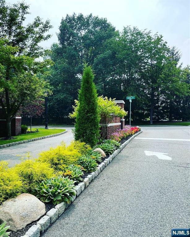 Property Photo:  1135 Sycamore Lane  NJ 07430 