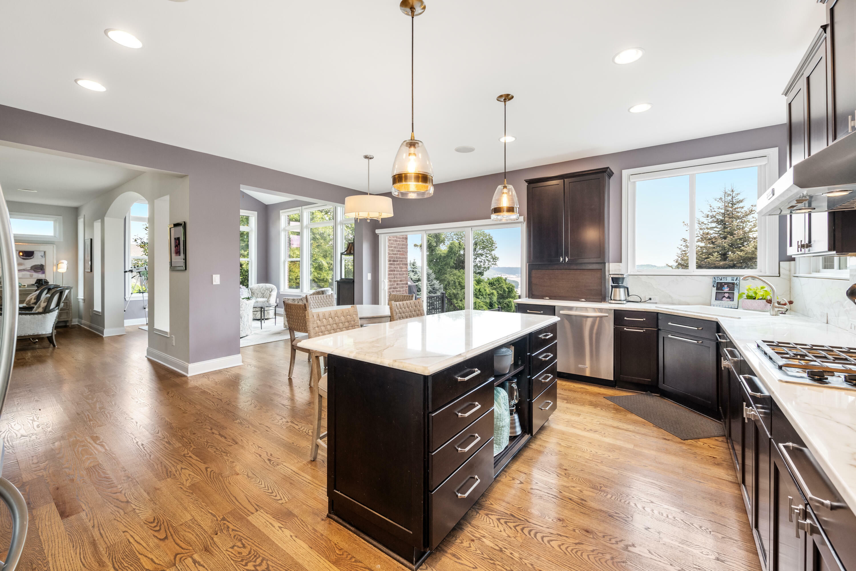 Property Photo:  2314 Kenyon Court  KY 41048 